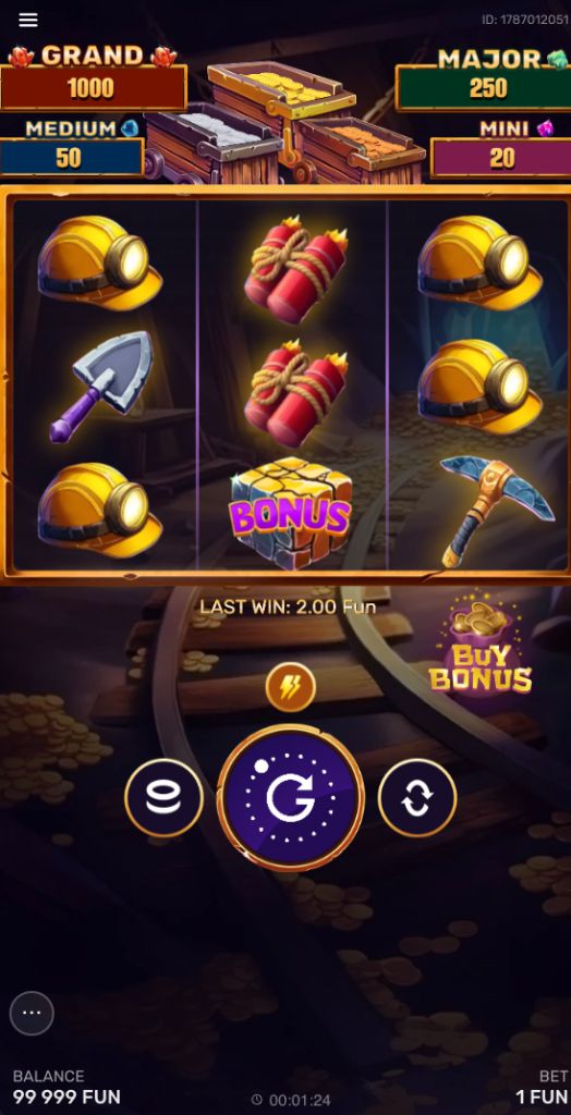 Gameplay interface with helmets, dynamite and the bonus cube